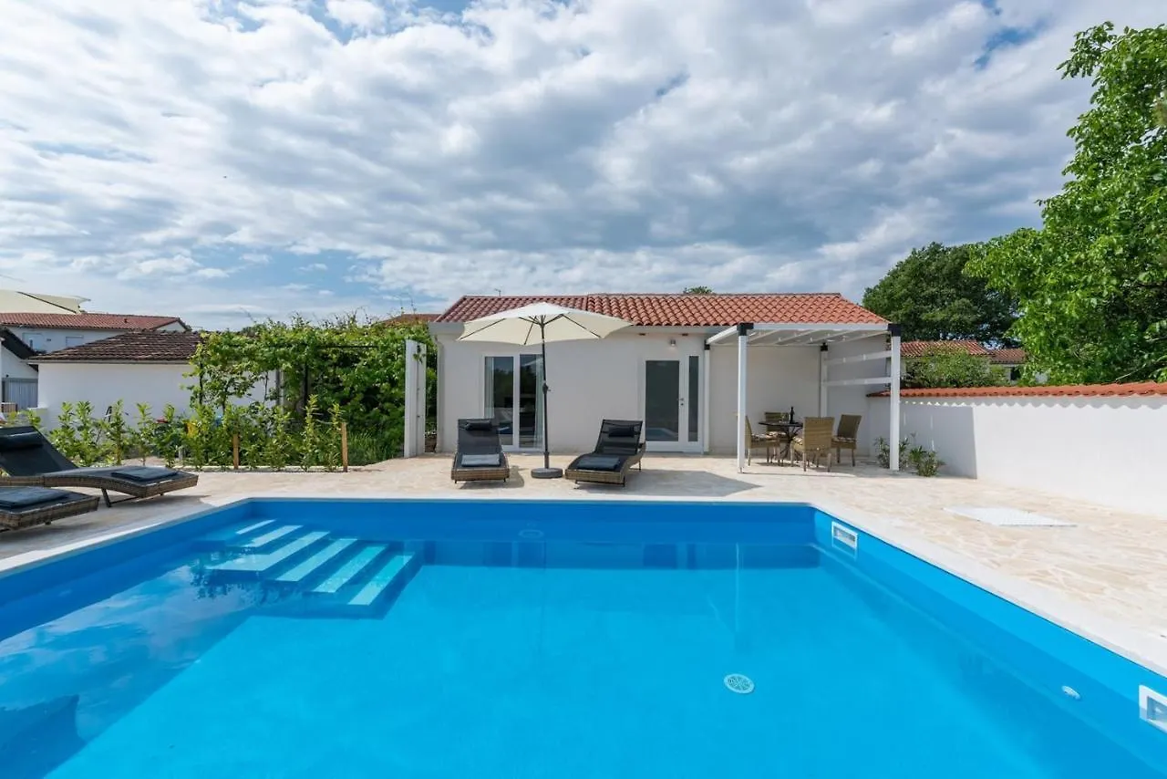 Villa Casa Cosini With Private Pool Poreč