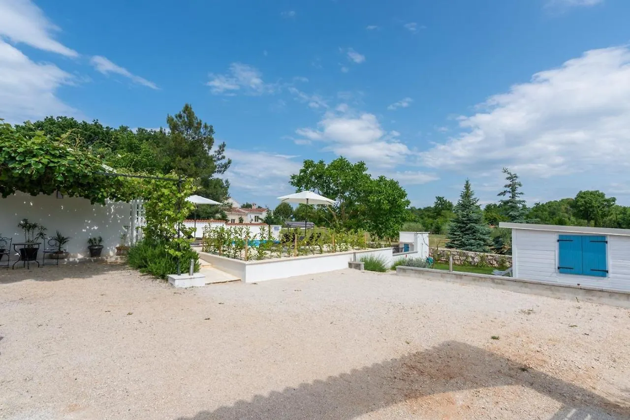 Villa Casa Cosini With Private Pool Poreč Ferienhaus